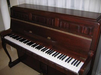 Knight piano 3.jpg