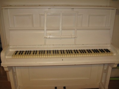 Piano 102.jpg